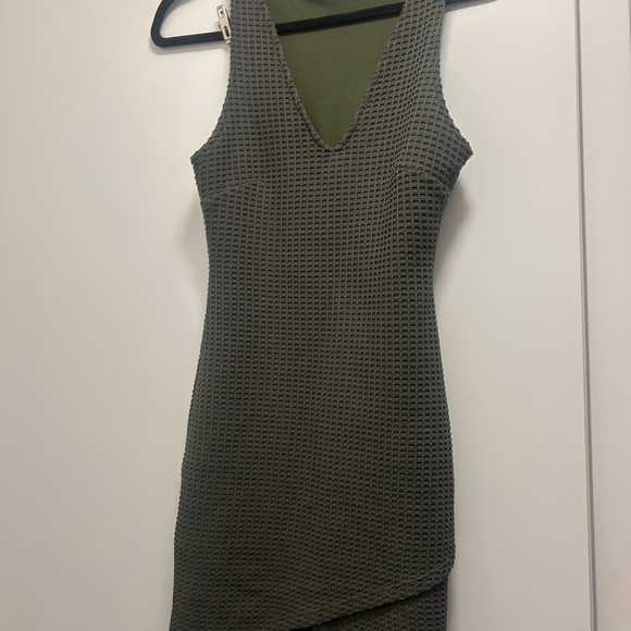 ASTR Green Dress in size small - Picture 2 of 3